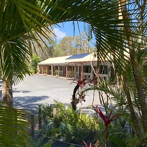 Tin Bay Motel