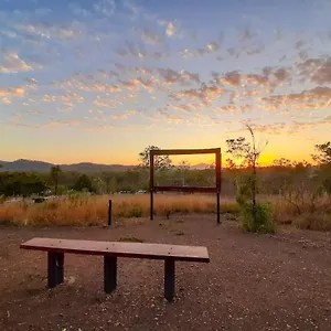 Mt Larcom Tourist Park Holiday park
